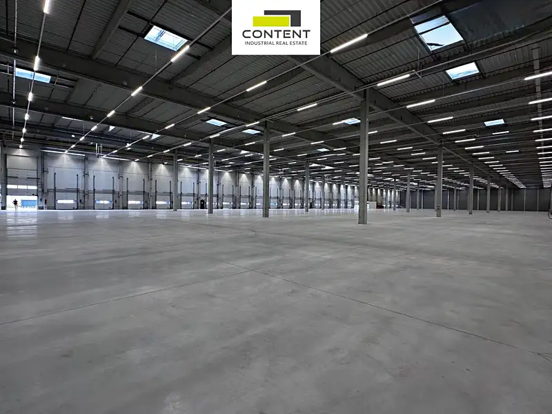 Pronájem skladového prostoru 6000 m², Lovosice – náhled fotky 1