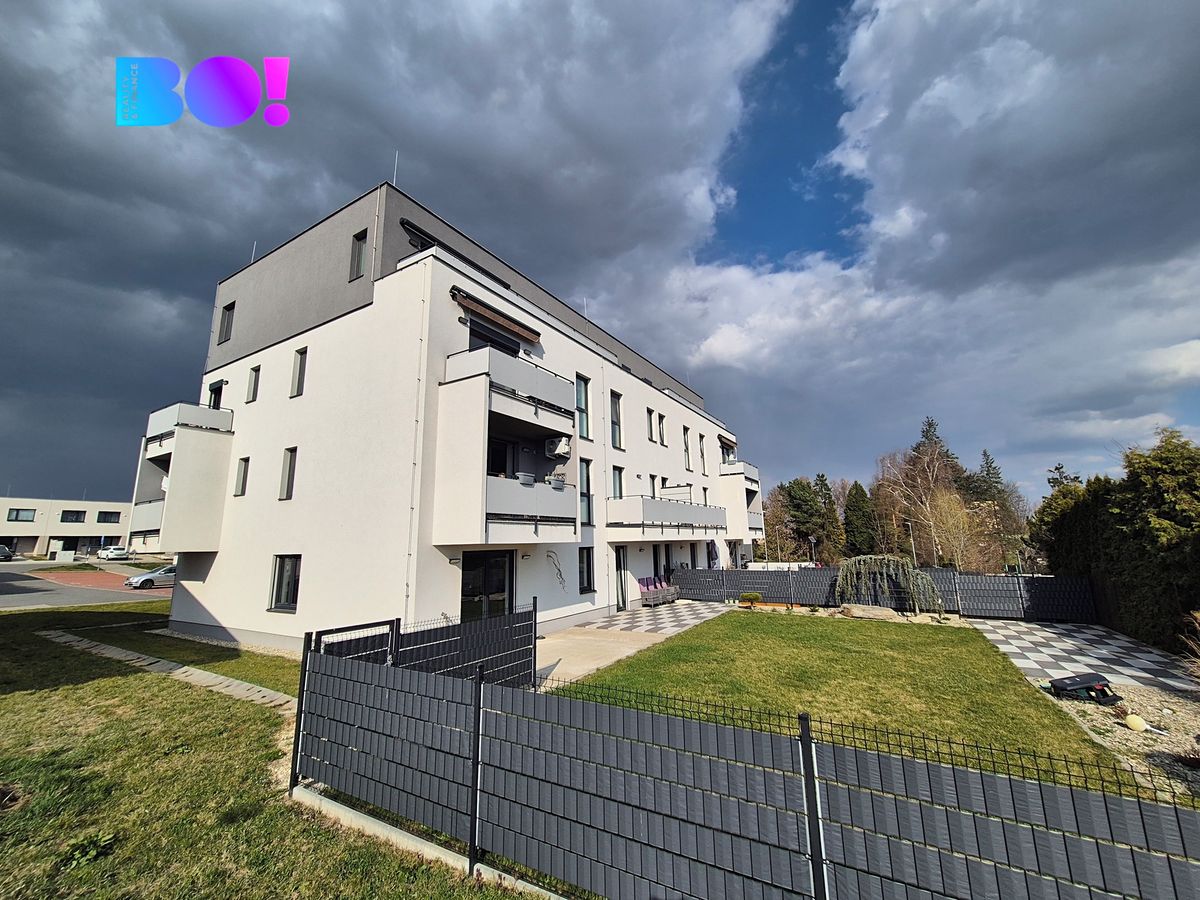 Pronájem bytu 1+kk 33 m²