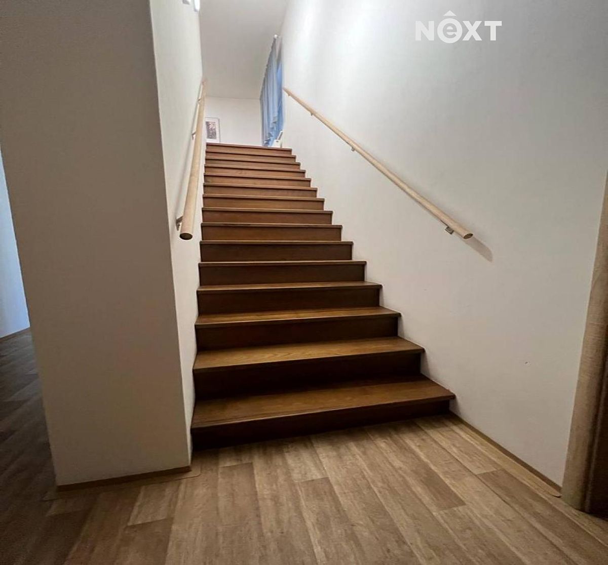 Prodej rodinného domu 274 m², pozemek 165 m² – fotografie 5