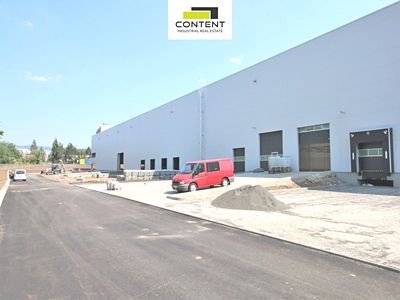 Pronájem skladového prostoru 8000 m²