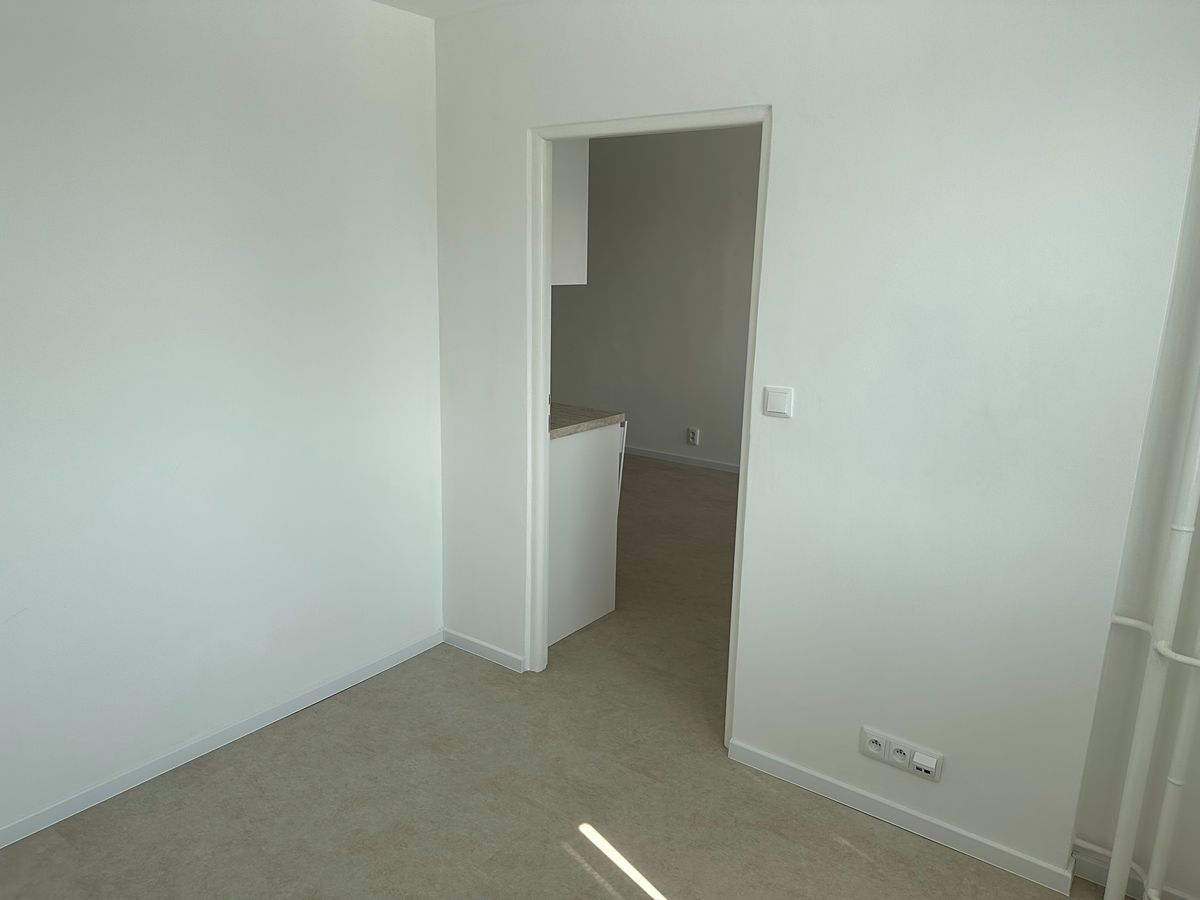 Pronájem bytu 2+kk 42 m² – fotografie 4