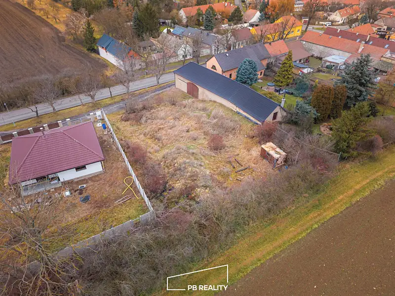 Prodej zahrady 747 m², Peruc – náhled fotky 2