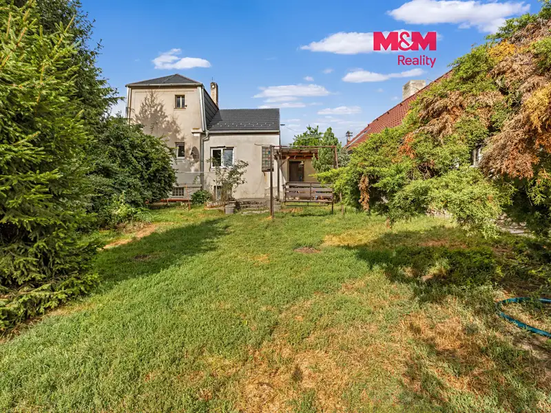 Prodej rodinného domu 157 m², pozemek 1287 m², Komárov – náhled fotky 1
