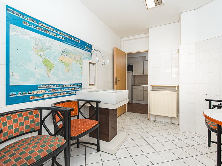 Комерційне приміщення в оренду, 156 м² (6 з 8)