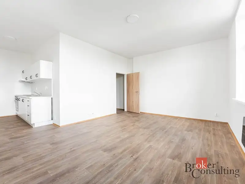Prodej bytu 1+kk 36 m², Ostrava – náhled fotky 2
