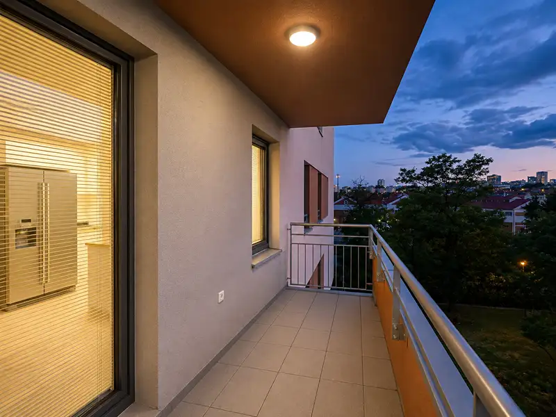 Pronájem bytu 3+kk 86 m², Praha – náhled fotky 2