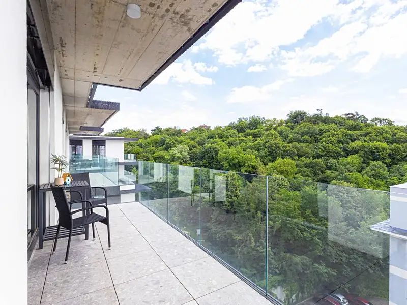 Prodej bytu 3+kk 61 m², Praha – náhled fotky 1