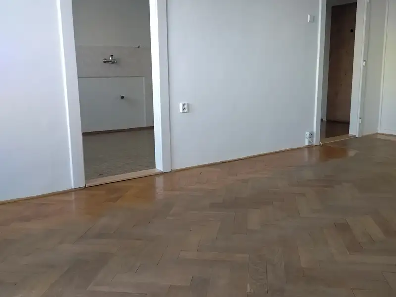 Prodej bytu 2+1 60 m², Zlín – náhled fotky 3