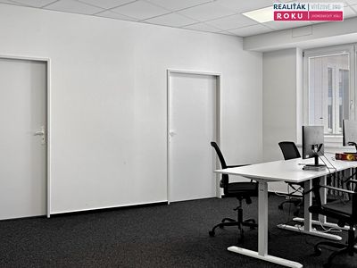 Pronájem kanceláře 92 m²