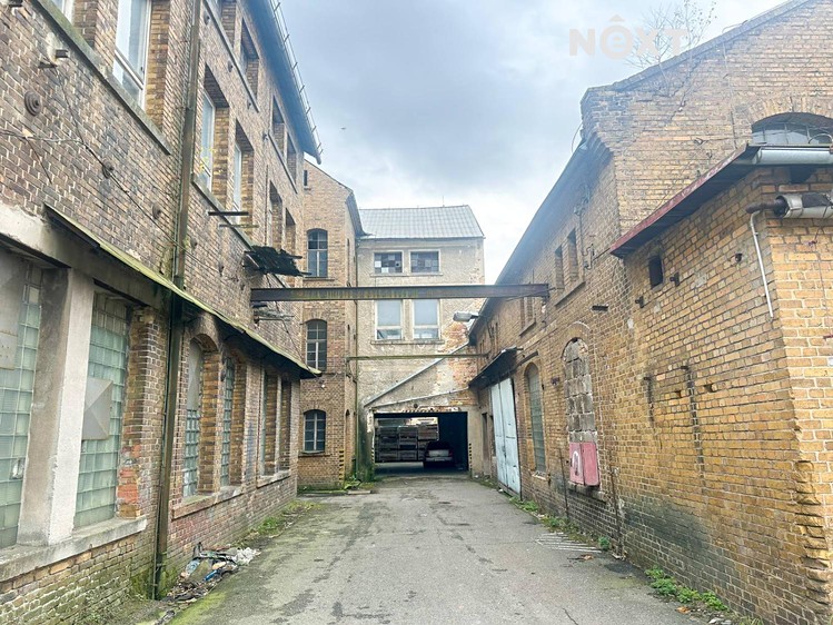 Комерційне приміщення в оренду, 6 890 м² (21 з 30)