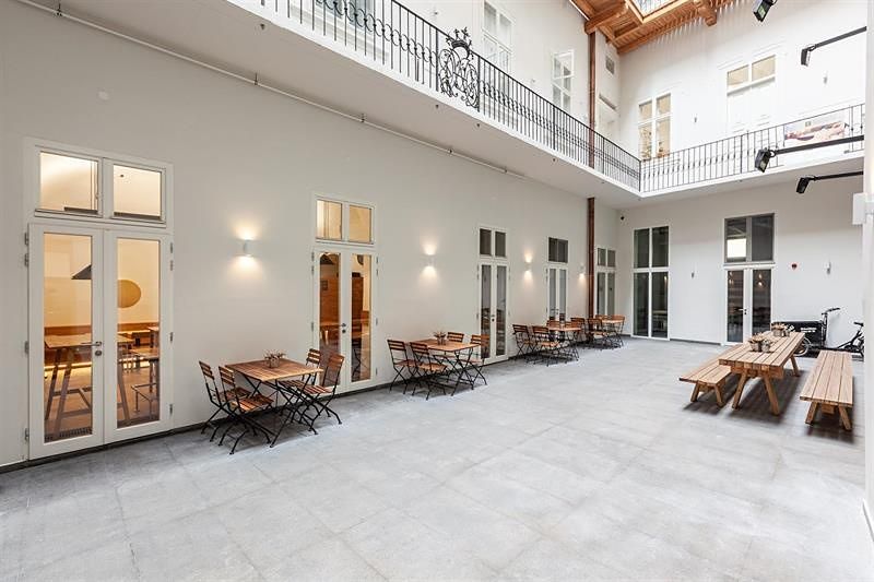 Pronájem obchodního prostoru 54 m² – fotografie 2