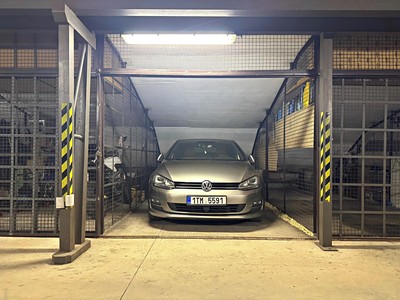 Pronájem garáže 15 m²