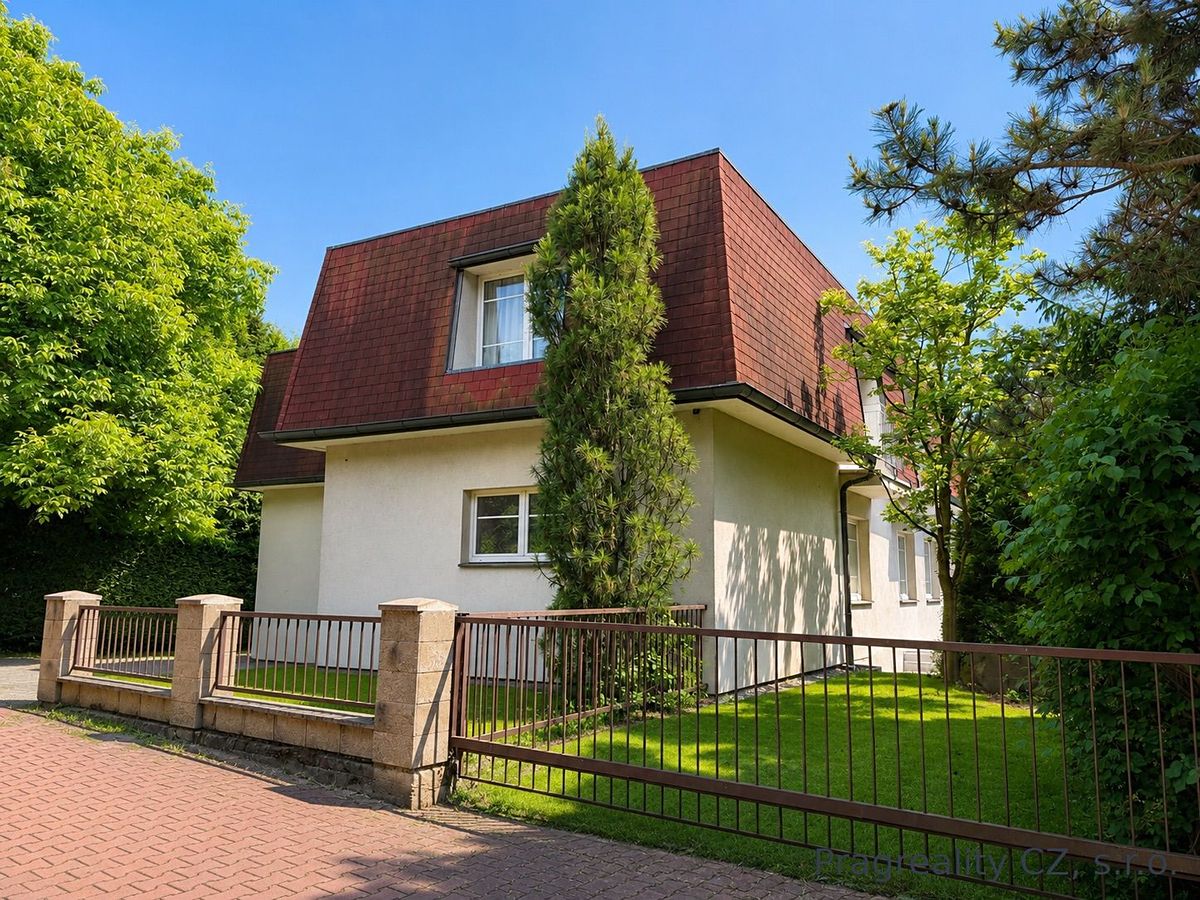 Prodej vily 328 m², pozemek 1000 m² – fotografie 5