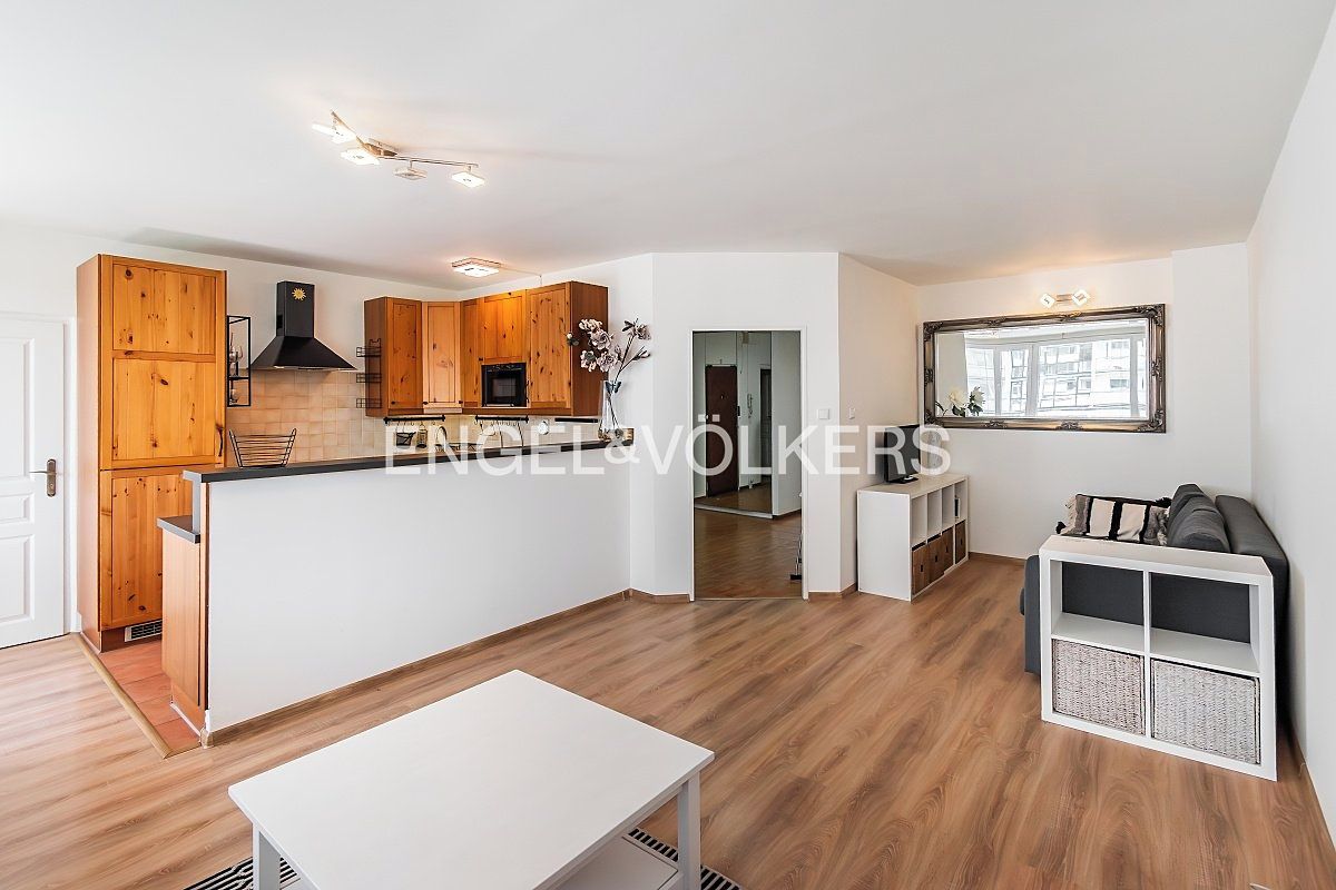 Pronájem bytu 4+kk 92 m² – fotografie 4
