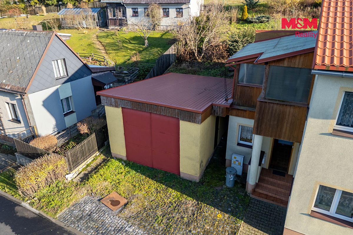 Prodej rodinného domu 300 m², pozemek 1050 m² – fotografie 5