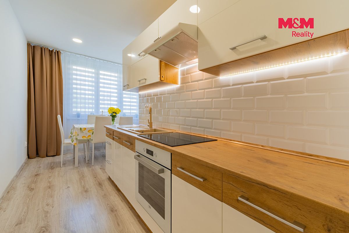 Prodej bytu 2+1 61 m² – fotografie 2