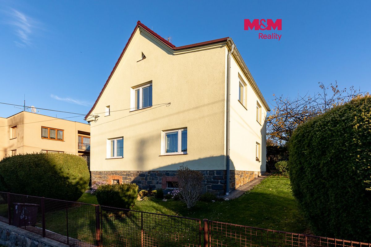 Prodej rodinného domu 120 m², pozemek 1537 m²