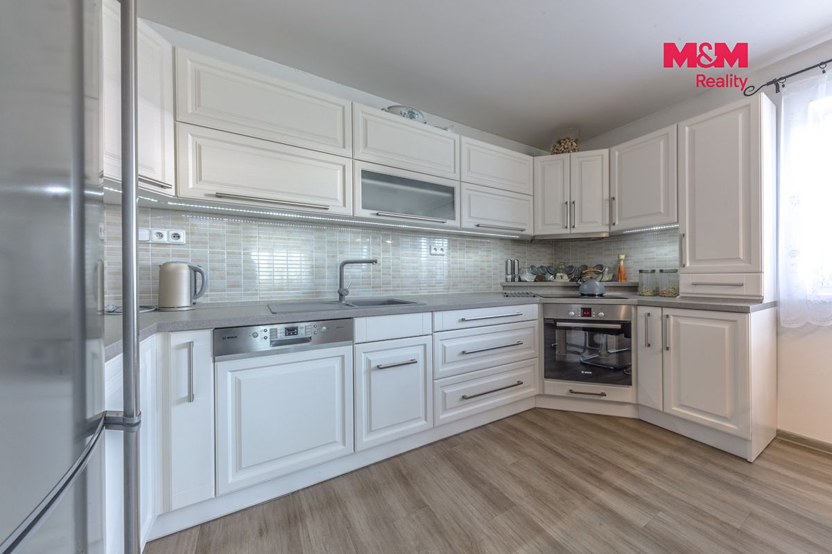Prodej rodinného domu 152 m², pozemek 536 m² – fotografie 3