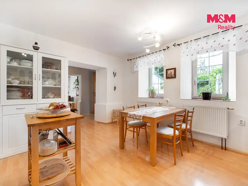 Prodej rodinného domu 154 m², pozemek 352 m², Chrudim – náhled fotky 3