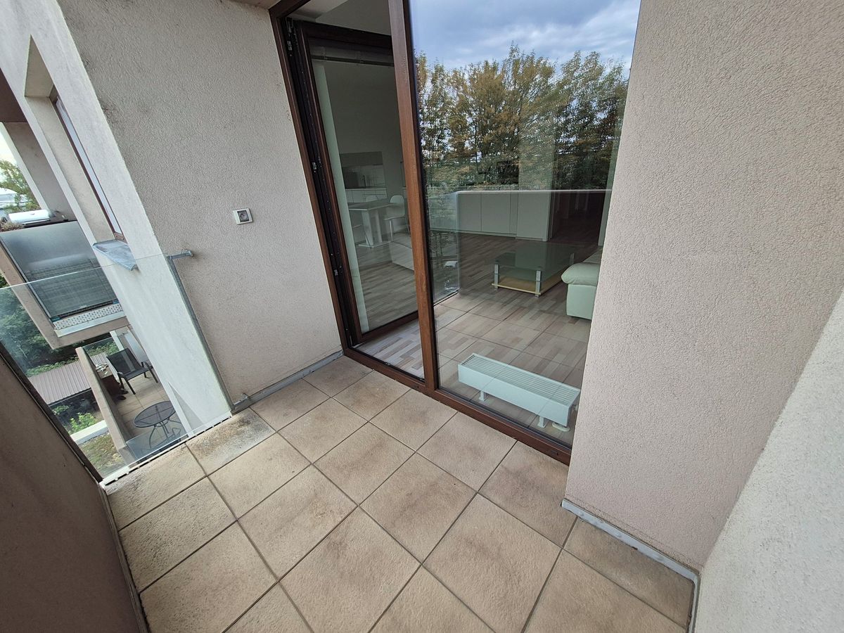 Pronájem bytu 1+kk 42 m² – fotografie 5
