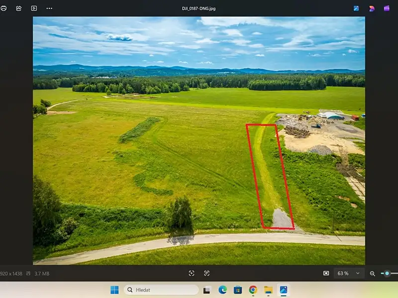Prodej komerčního pozemku 2175 m², Omlenice – náhled fotky 3
