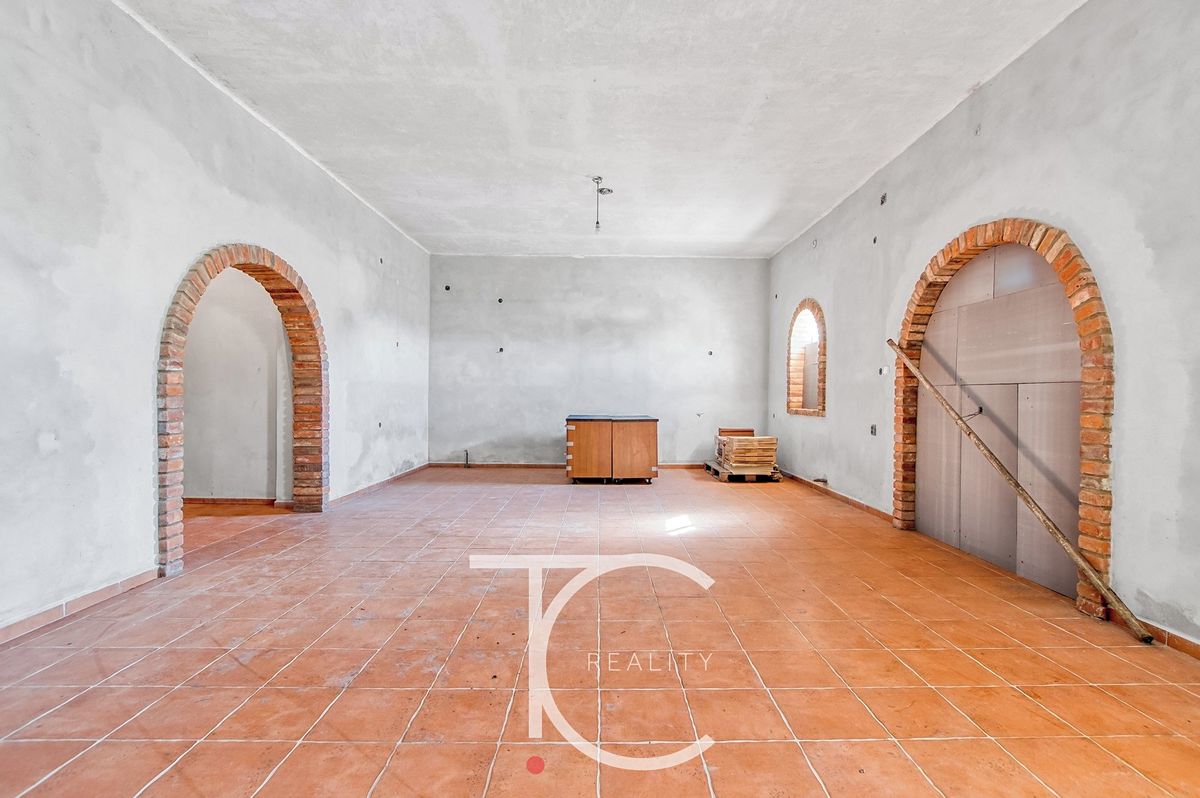 Prodej rodinného domu 184 m², pozemek 836 m² – fotografie 4