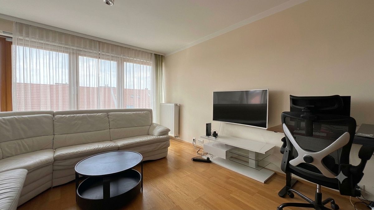 Pronájem bytu 3+kk 100 m² – fotografie 3