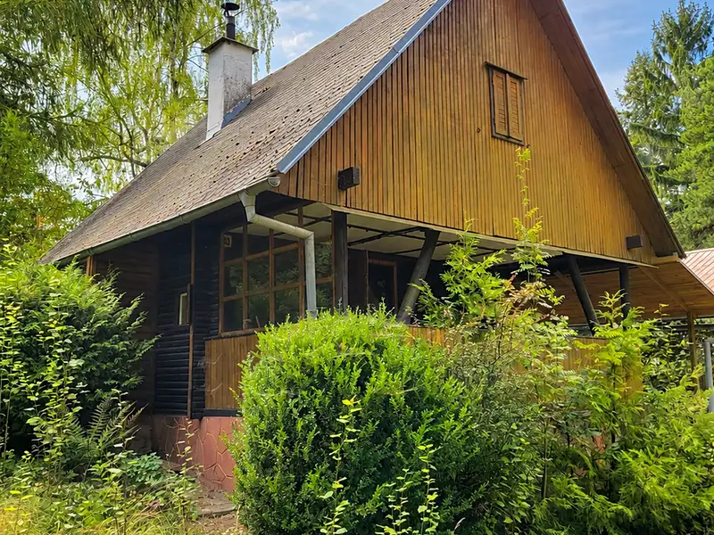 Prodej chaty 60 m², pozemek 458 m², Jesenice – náhled fotky 2