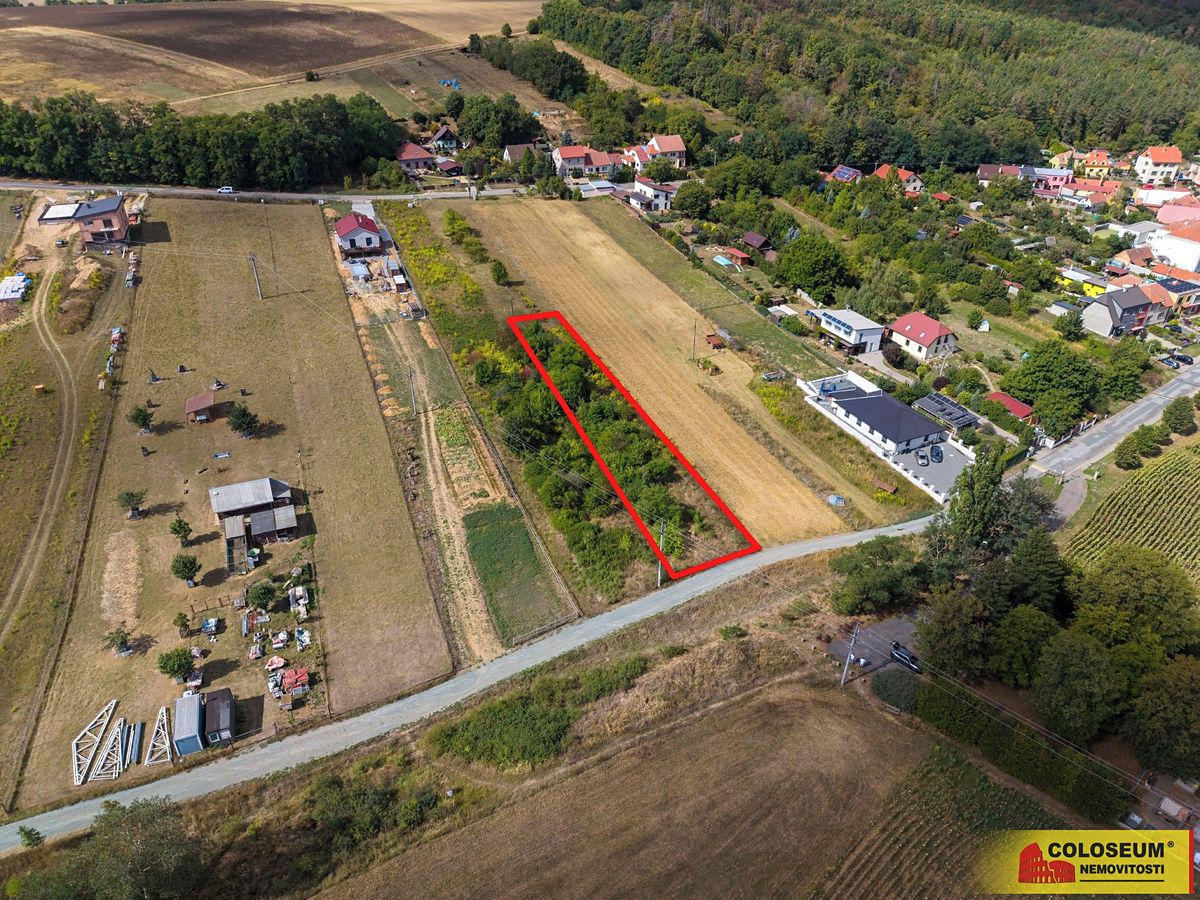 Prodej stavebního pozemku 1379 m², Radostice – fotka 1 z 3
