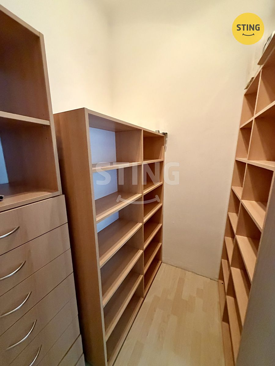 Pronájem bytu 4+kk 100 m² – fotografie 5