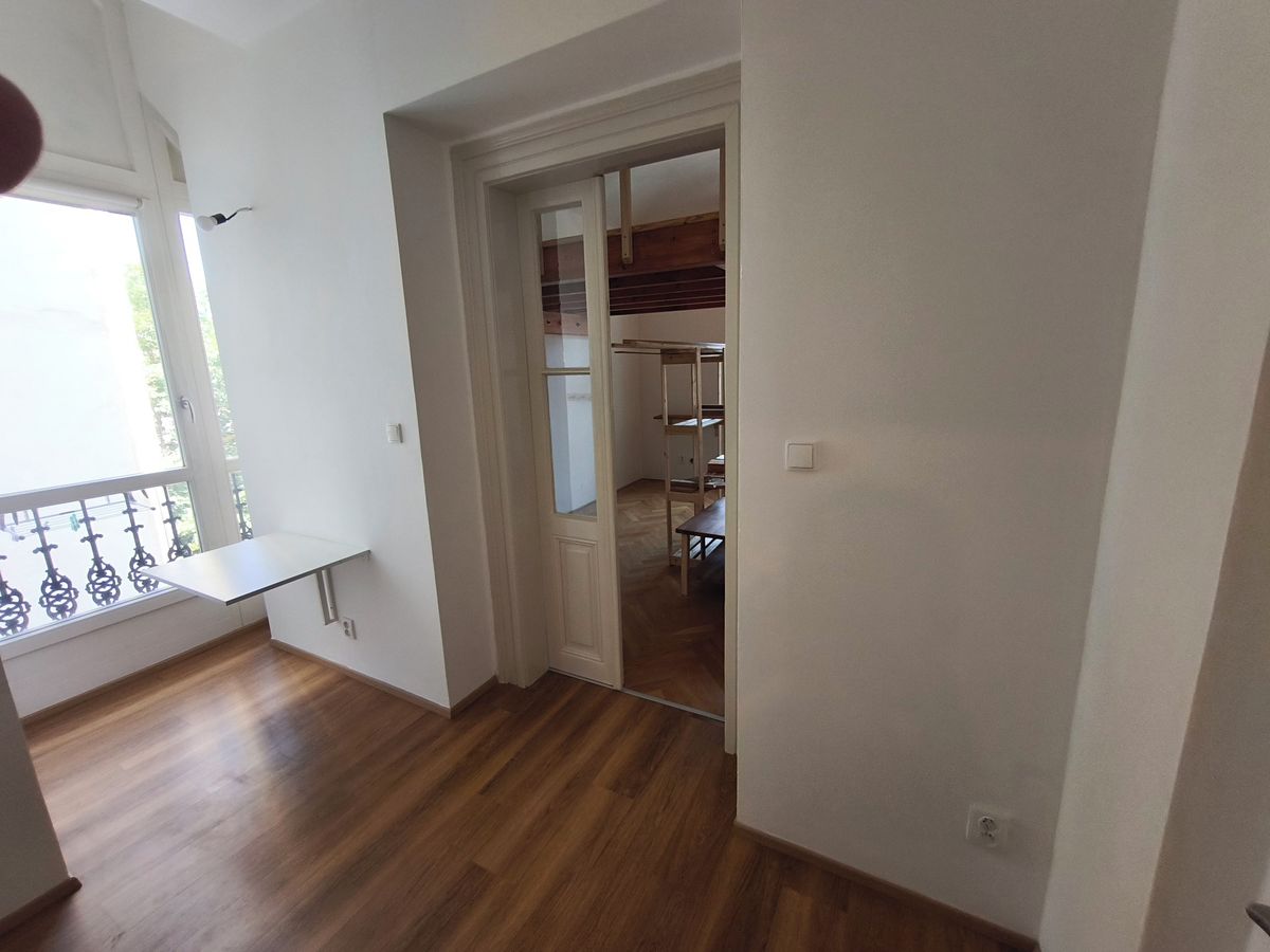 Pronájem bytu 1+1 32 m² – fotografie 5