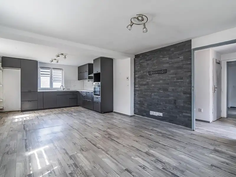 Prodej rodinného domu 81 m², pozemek 842 m², Petkovy – náhled fotky 3