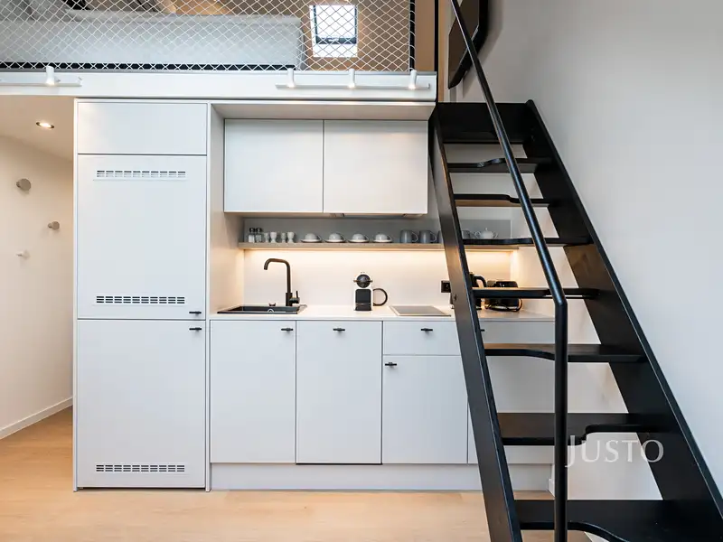 Prodej bytu 1+kk 28 m², Praha – náhled fotky 2