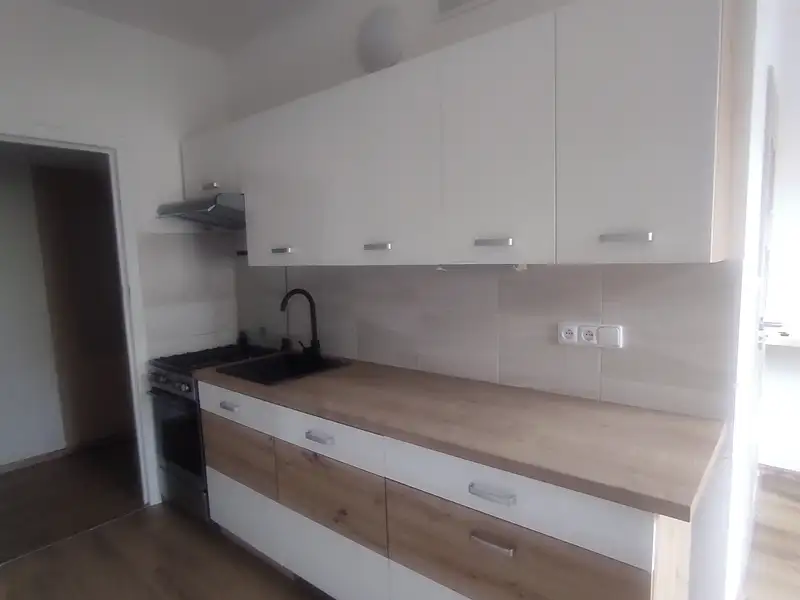 Pronájem bytu 3+1 68 m², Bruntál – náhled fotky 1