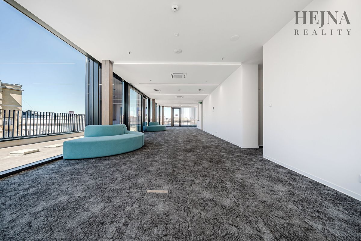 Pronájem kanceláře 108 m² – fotografie 2