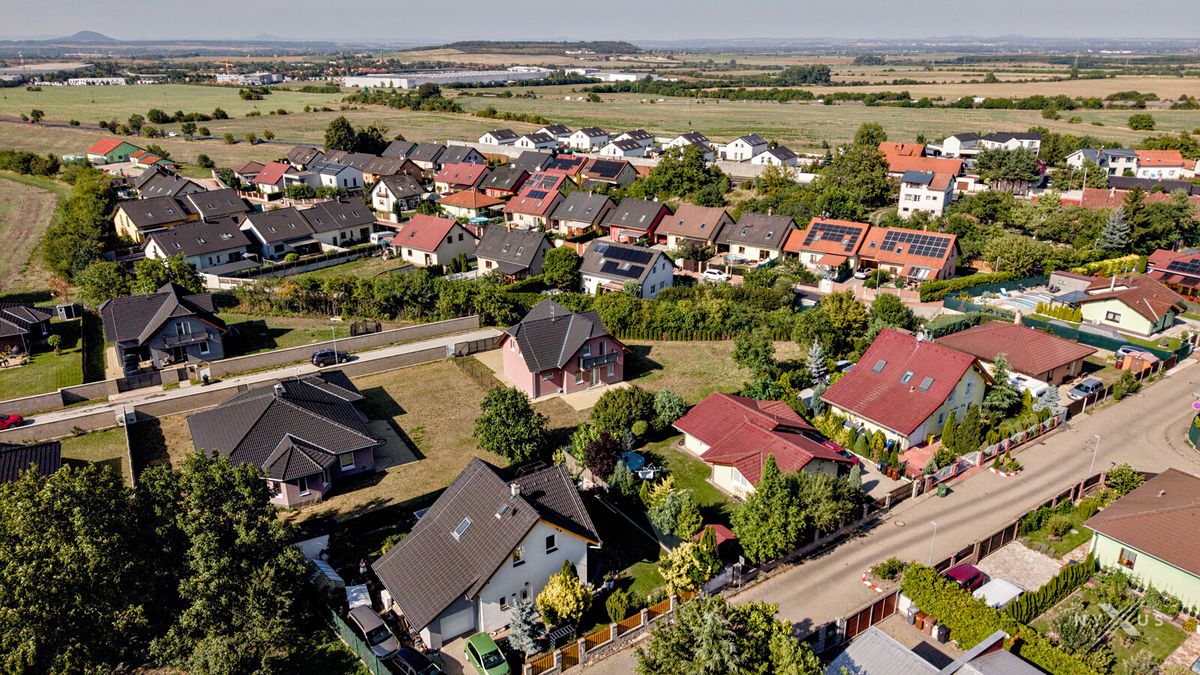 Pronájem rodinného domu 137 m², pozemek 1024 m² – fotografie 4