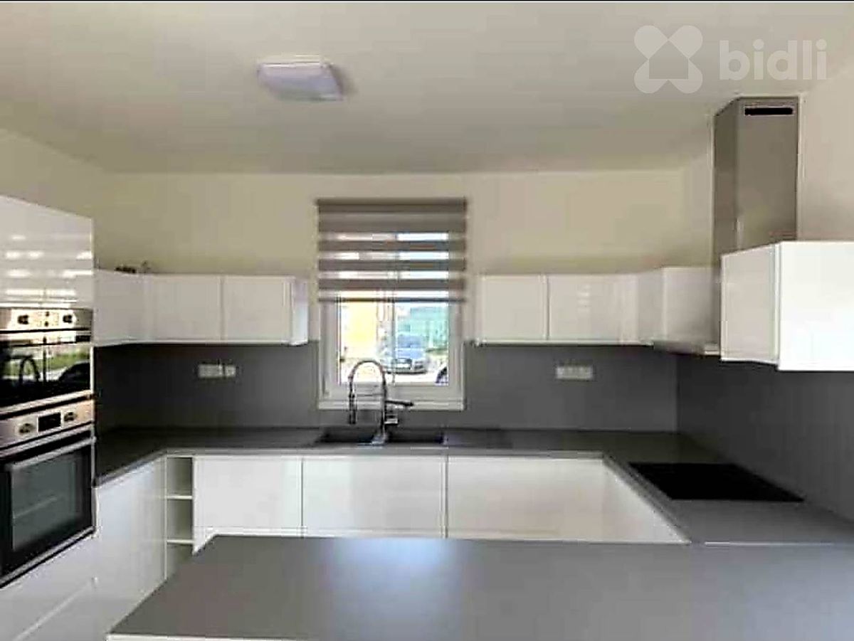 Pronájem rodinného domu 120 m², pozemek 700 m² – fotografie 2