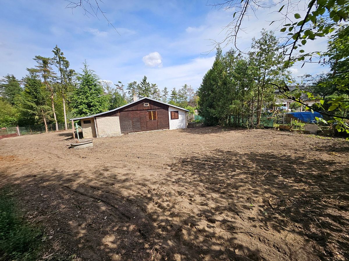 Prodej stavebního pozemku 779 m² – fotografie 3