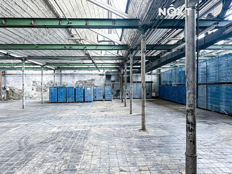 Комерційне приміщення в оренду, 6 890 м² (15 з 30)