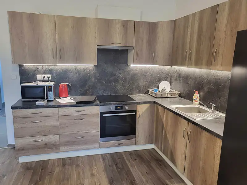 Pronájem bytu 3+kk 60 m², Cheb – náhled fotky 1