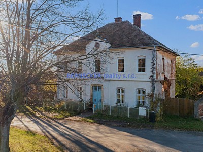 Prodej  rodinného domu 227 m², pozemek 2 131 m²