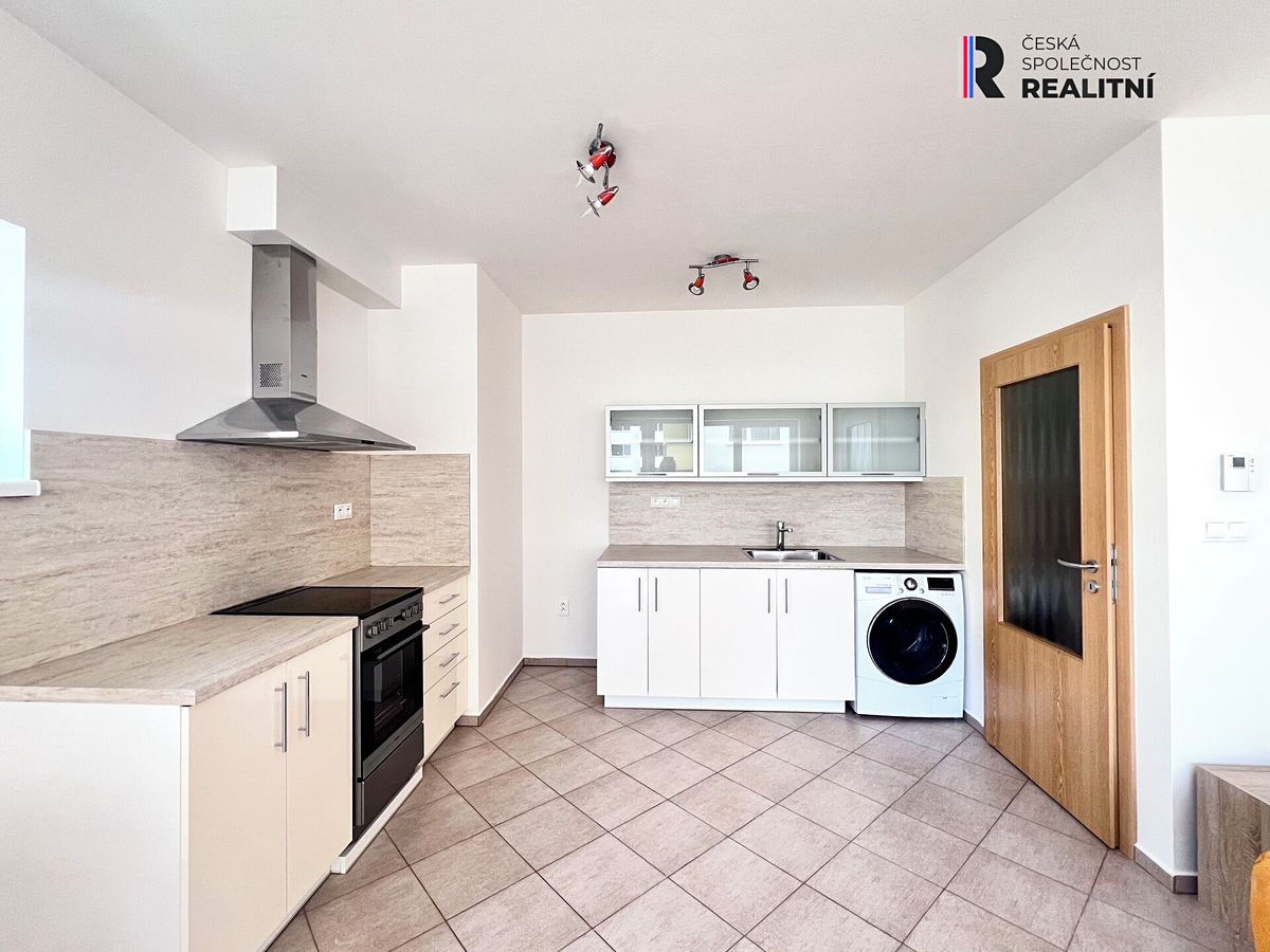 Pronájem bytu 3+kk 59 m² – fotografie 2