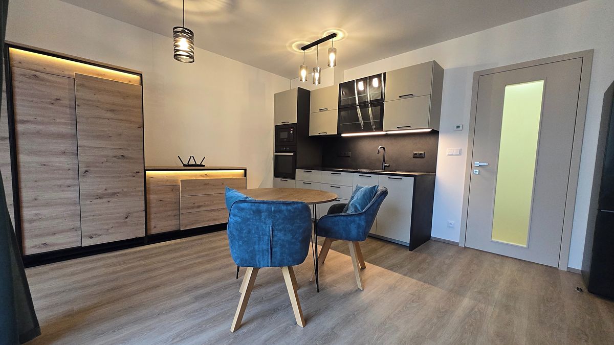 Pronájem bytu 1+kk 32 m² – fotografie 4