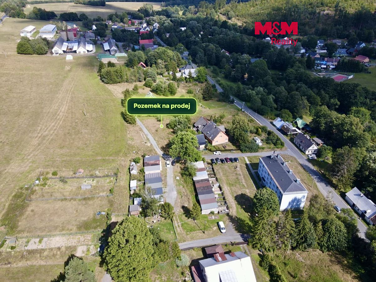 Prodej stavebního pozemku 2551 m²