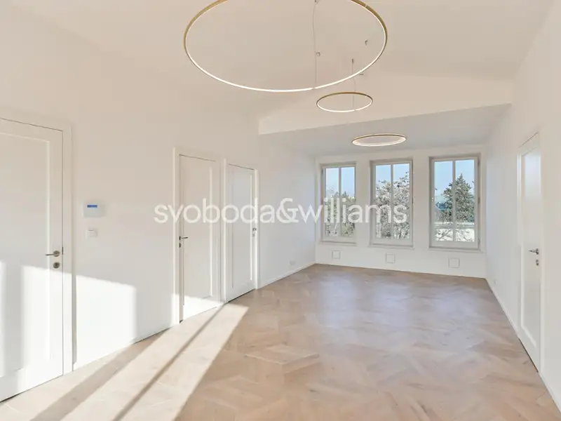 Pronájem bytu 4+1 132 m², Praha – náhled fotky 2