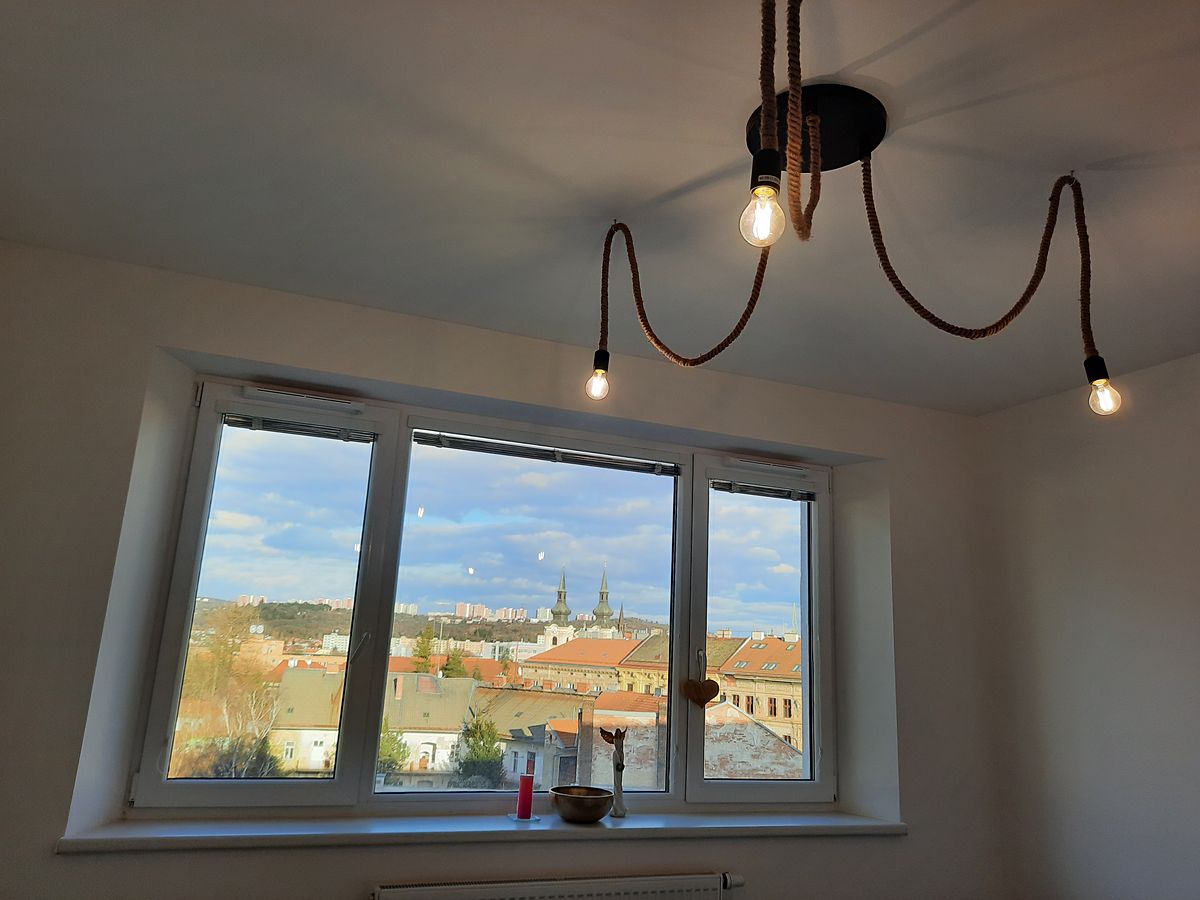 Pronájem bytu 1+kk 30 m² – fotografie 4