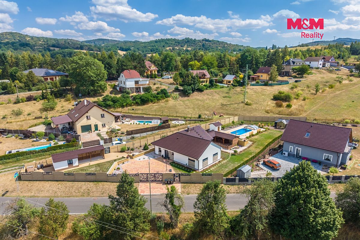 Prodej rodinného domu 154 m², pozemek 1376 m² – fotografie 5