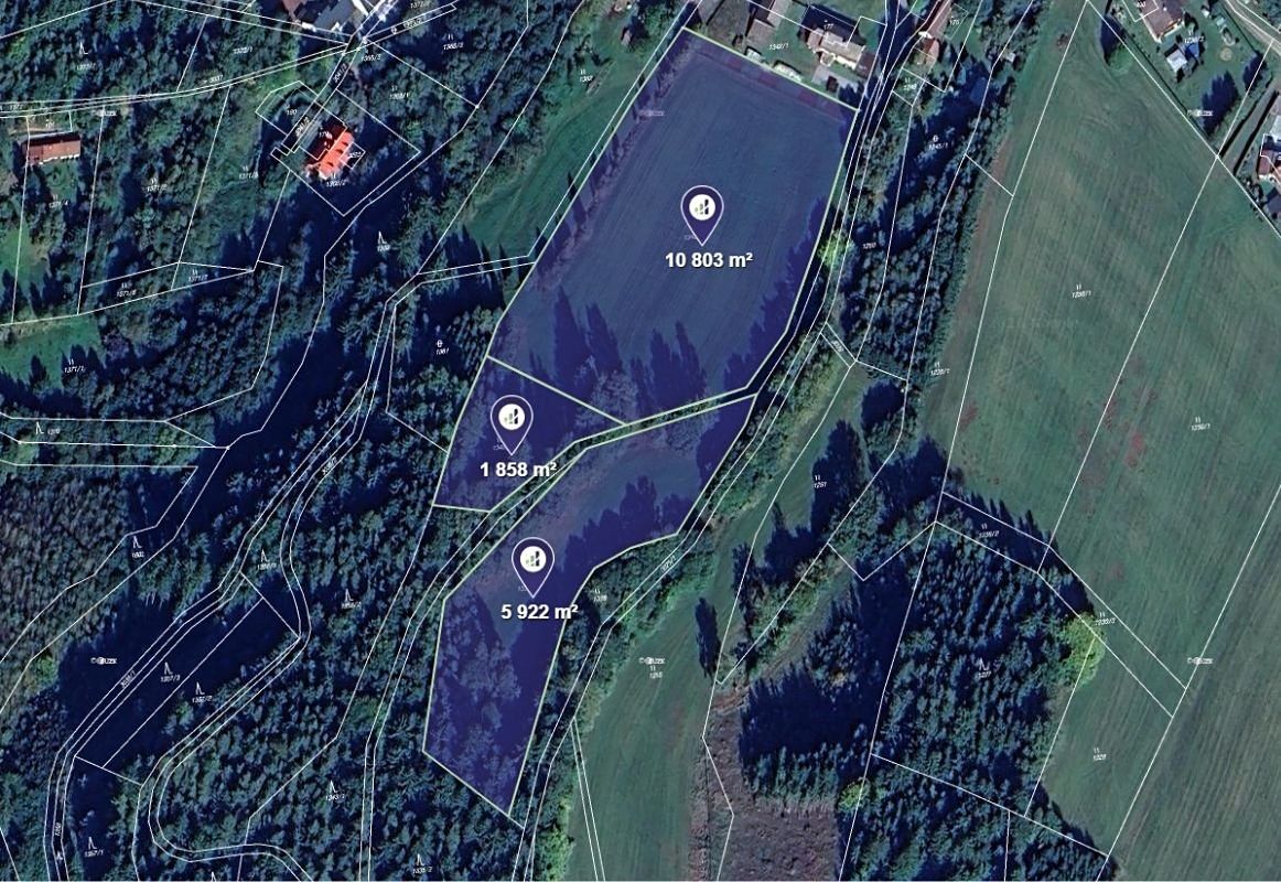 Prodej pole 18583 m²