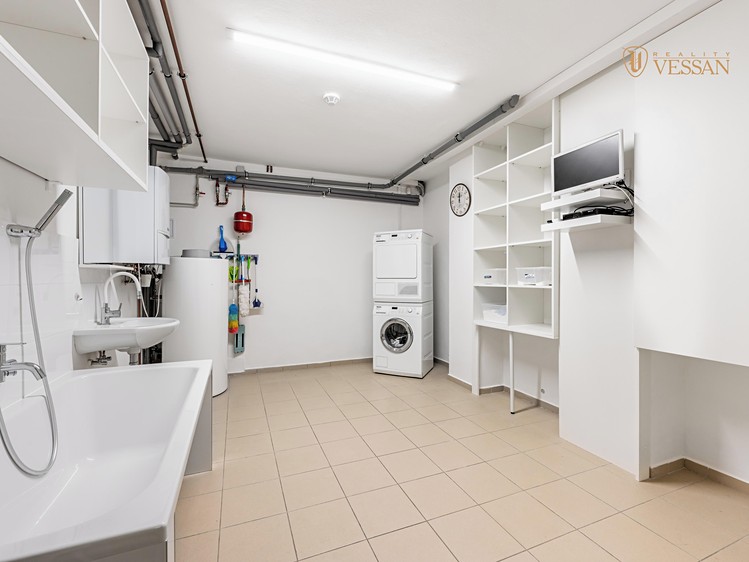 Haus zum Kauf, 473 m² (25 von 29)