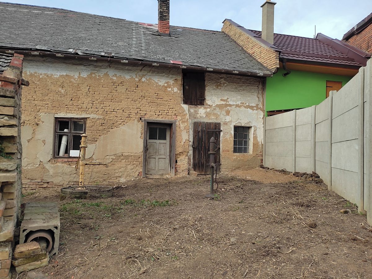 Prodej rodinného domu 90 m², pozemek 213 m² – fotografie 2